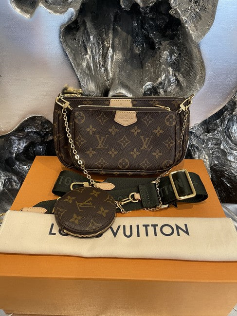 Louis Vuitton Multi Pochette Accessoires Monogram Khaki M44813