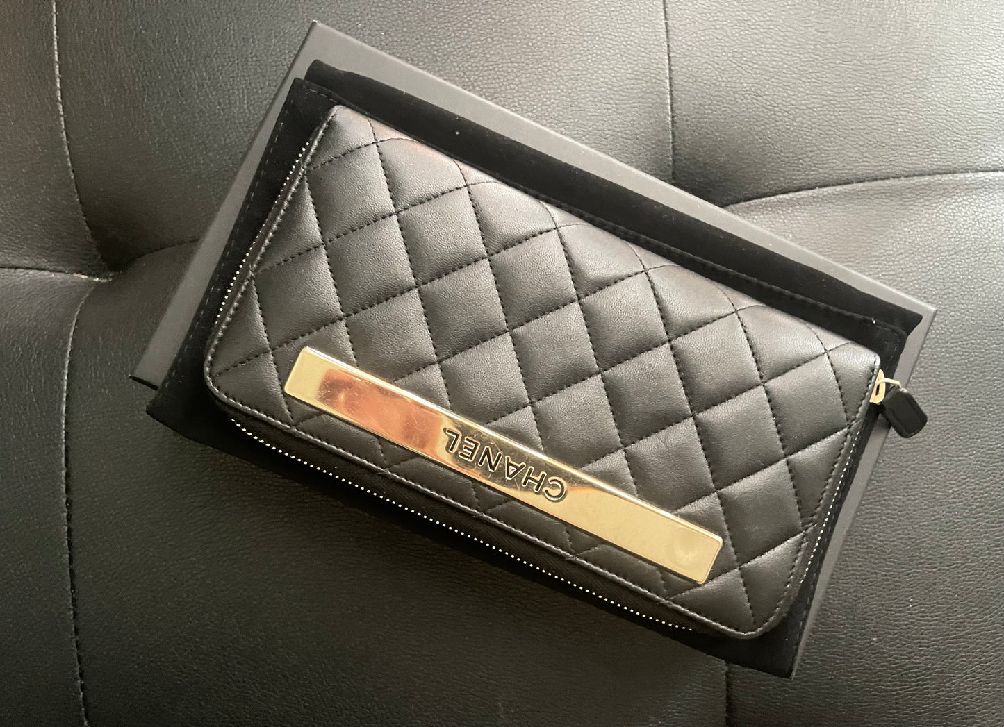 Chanel Zipper Wallet