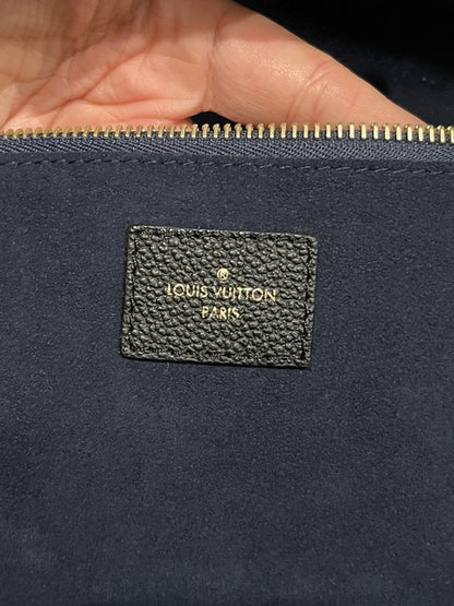 Louis Vuitton Empreinte Neverfull Pouch Black – Vegaluxuries
